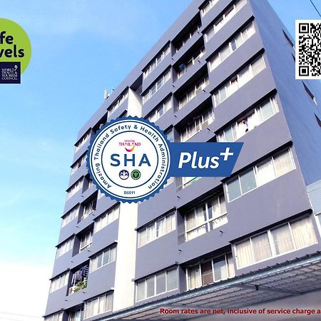 Lee Place Phatthanakan Condo Bangkok Luaran gambar