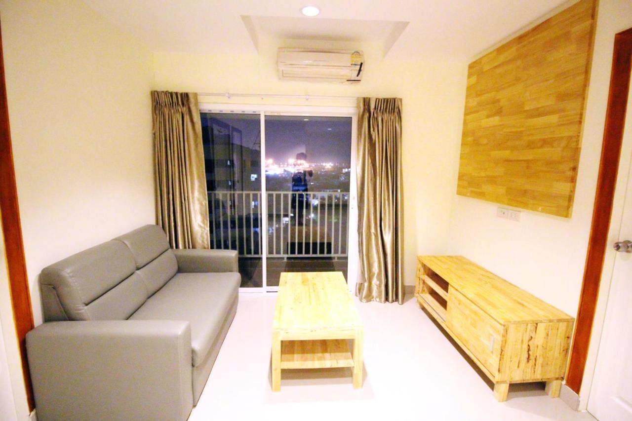 Lee Place Phatthanakan Condo Bangkok Luaran gambar