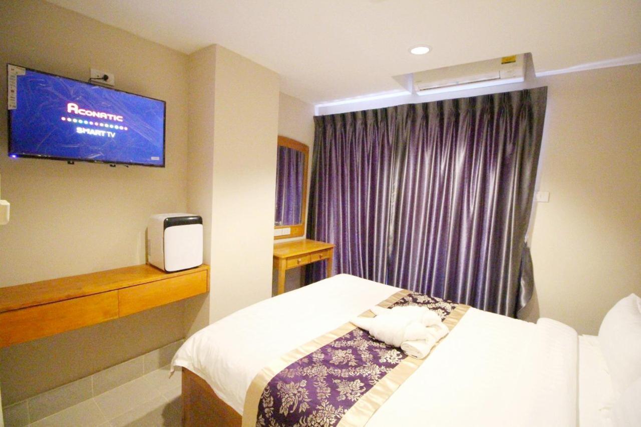 Lee Place Phatthanakan Condo Bangkok Luaran gambar